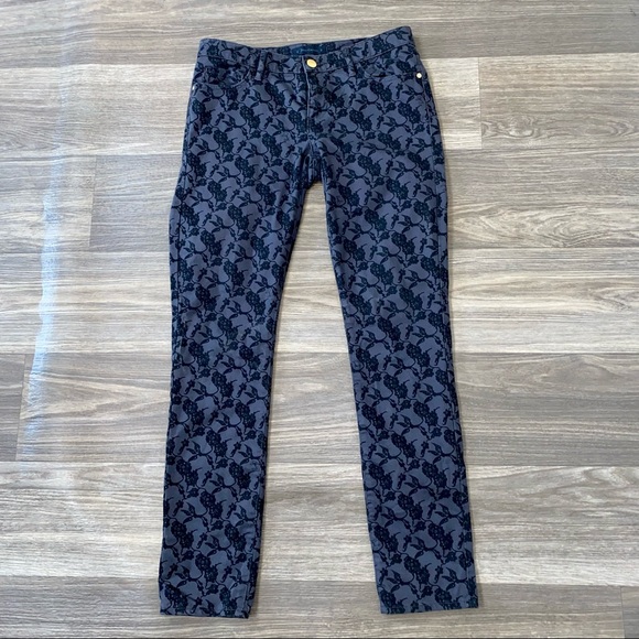 Juicy Couture Mid-Rise Bootleg Skinny Grey & Black Floral Jeans | Size 29 - Picture 3 of 14